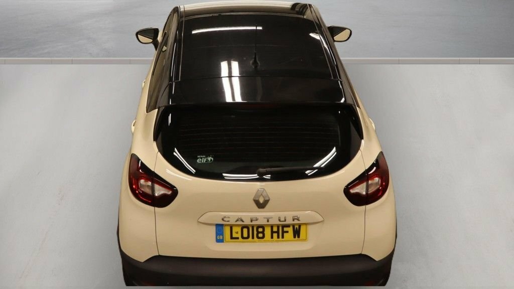 Renault Captur 0.9L Play LO18HFW White #5
