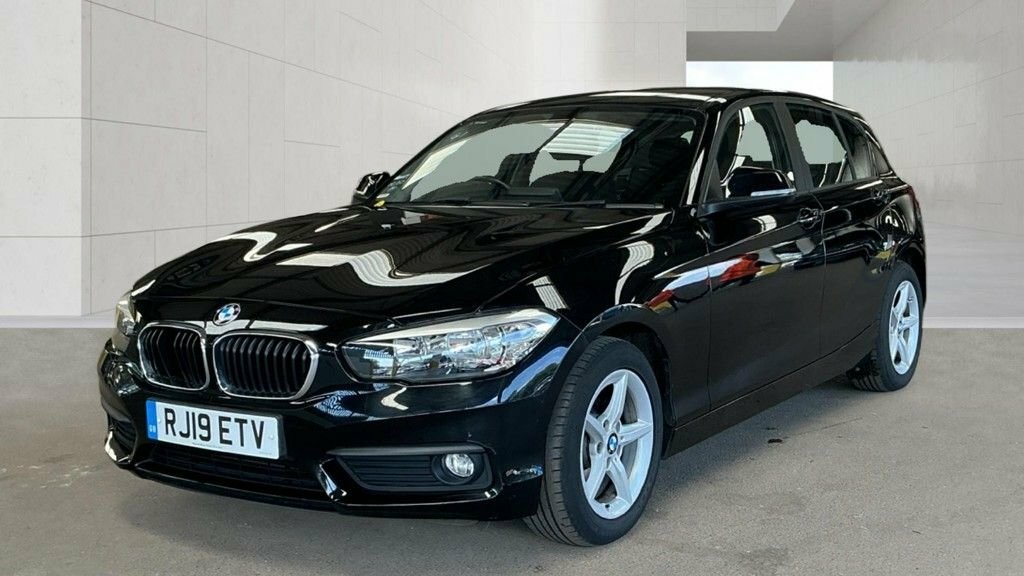 BMW 1 Series 1.5L Se RJ19ETV Black #2