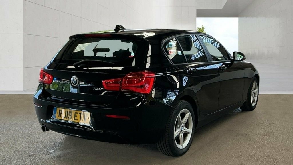 BMW 1 Series 1.5L Se RJ19ETV Black #4