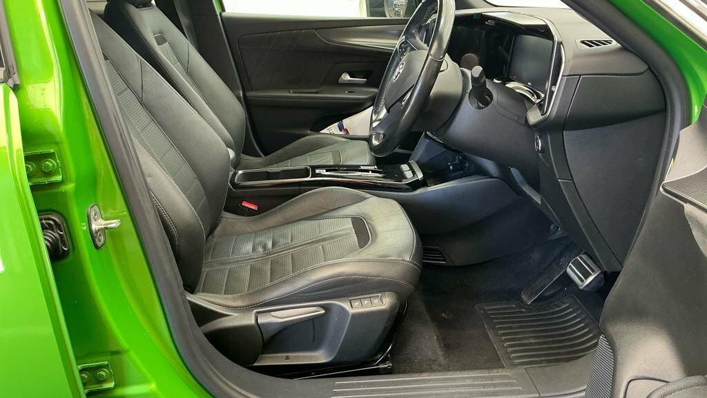 Vauxhall Mokka-e Launch Edition Green #7