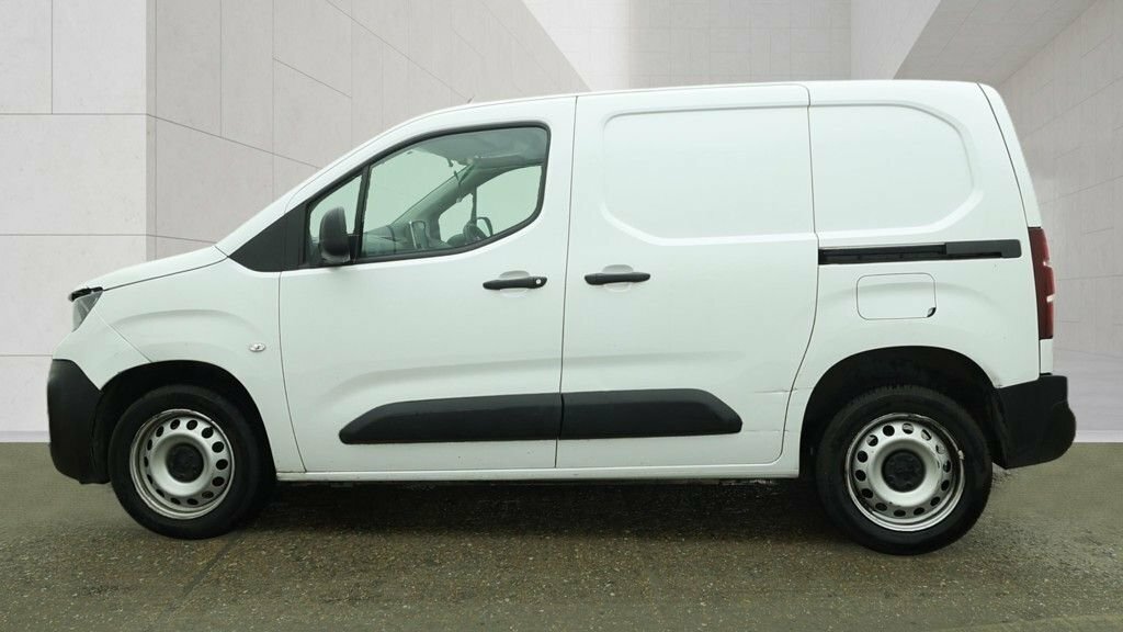 Peugeot Partner 1.5L Professional Premium White #5