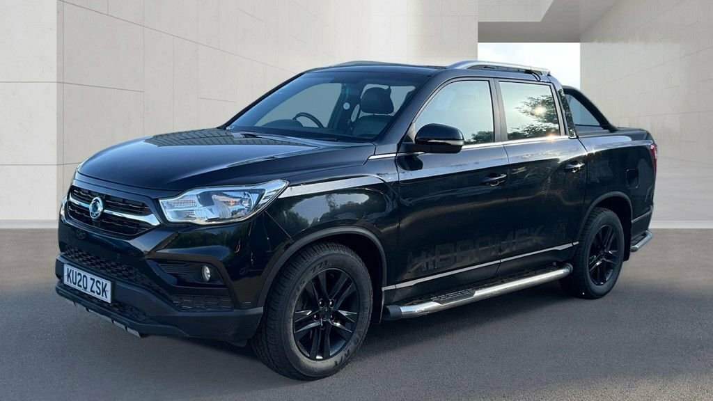 SsangYong Musso 2.2L Saracen Black #3