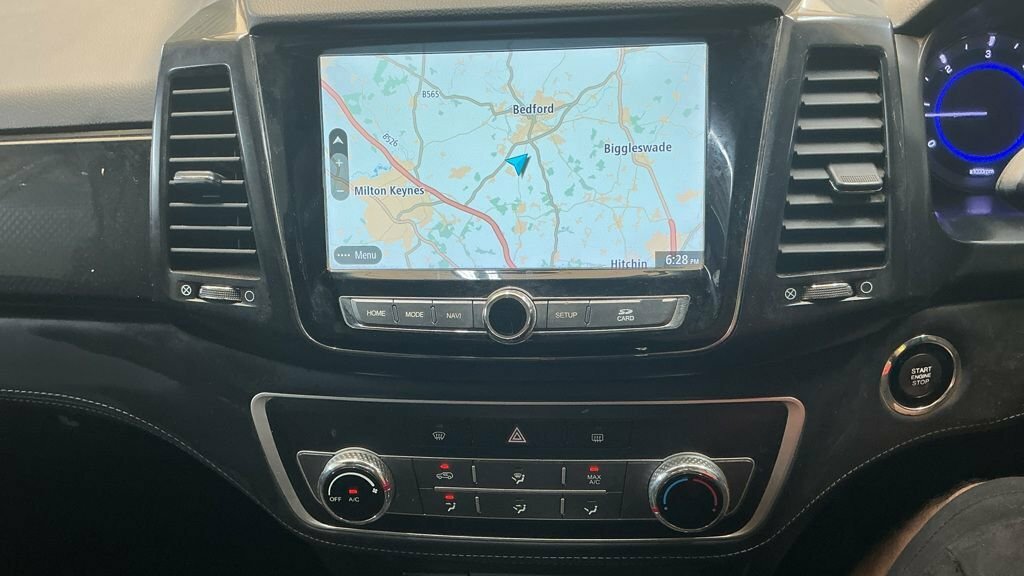 SsangYong Musso 2.2L Saracen Black #6