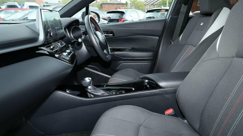 Toyota C-Hr 1.8 Vvt-h Gr Sport Cvt Euro 6 Ss MK73WWF Purple #5