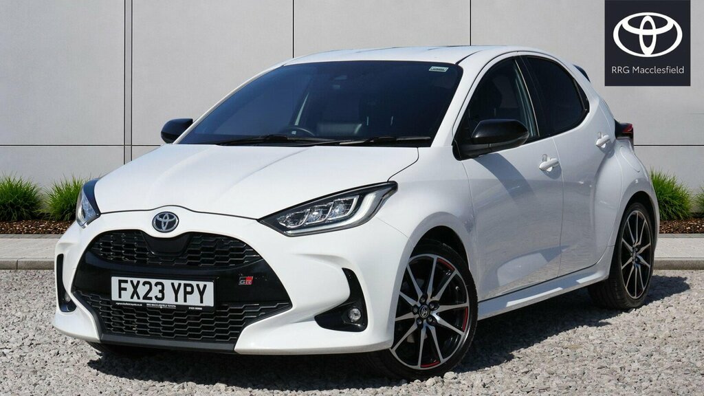 Toyota Yaris 1.5 Vvt-h Gr Sport E-cvt Euro 6 Ss FX23YPY White #3