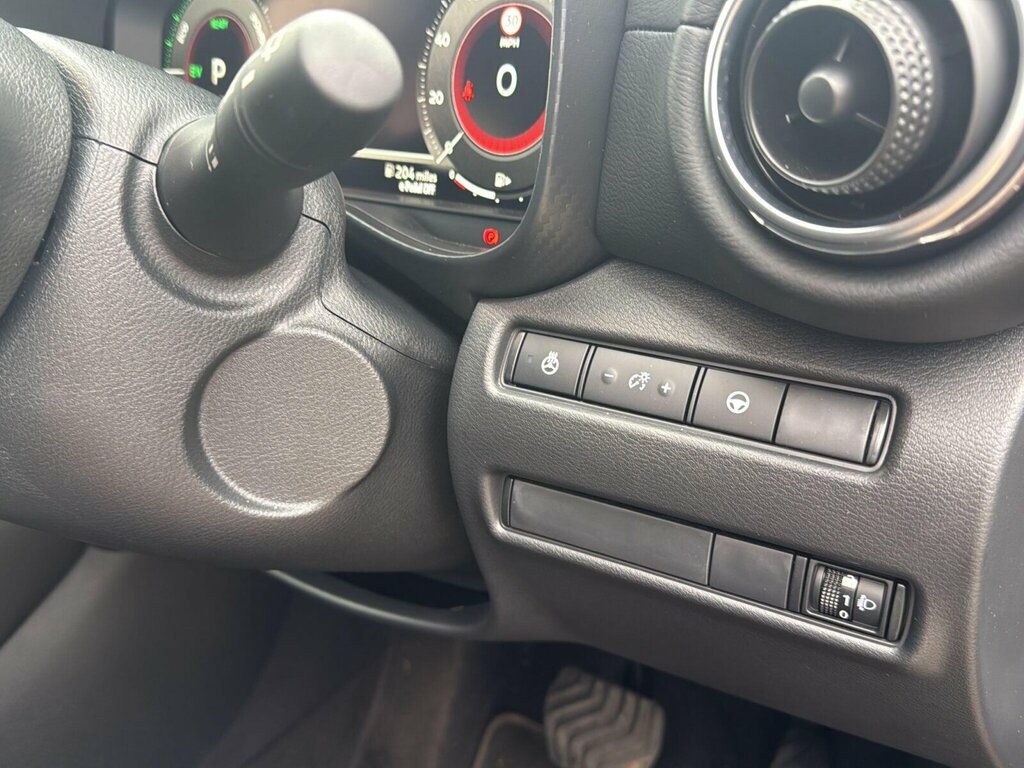 Nissan Juke 1.6 Tekna Suv Hybrid Euro 6 143 P LS75RZP Black #6
