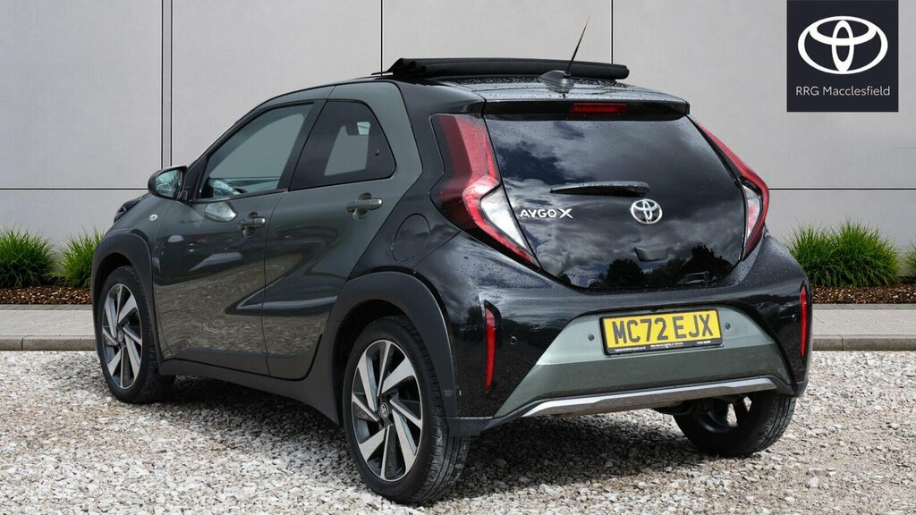 Toyota Aygo X 1.0 Vvt-i Exclusive X-shift Euro 6 Ss MC72EJX Green #4