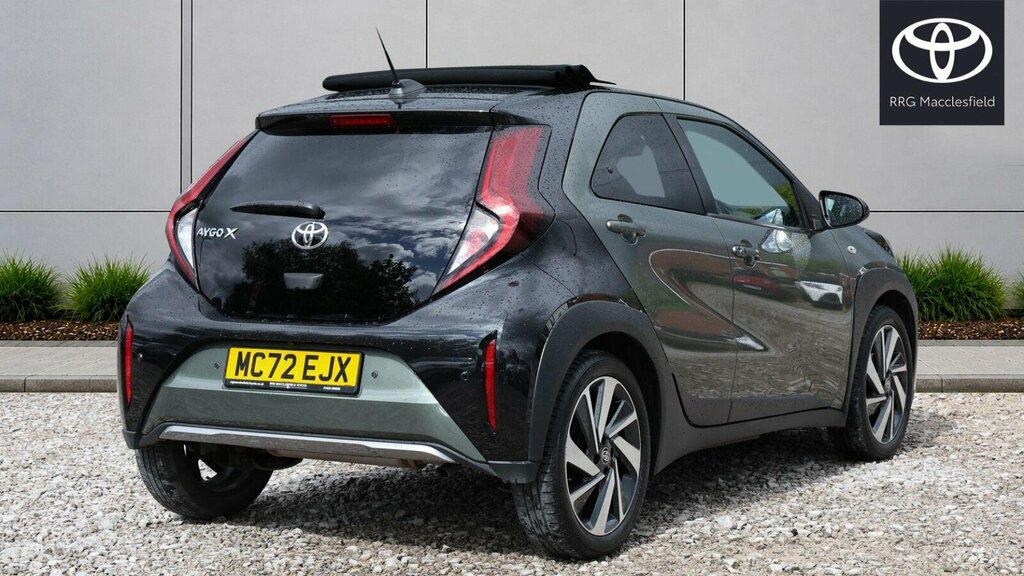 Toyota Aygo X 1.0 Vvt-i Exclusive X-shift Euro 6 Ss MC72EJX Green #2