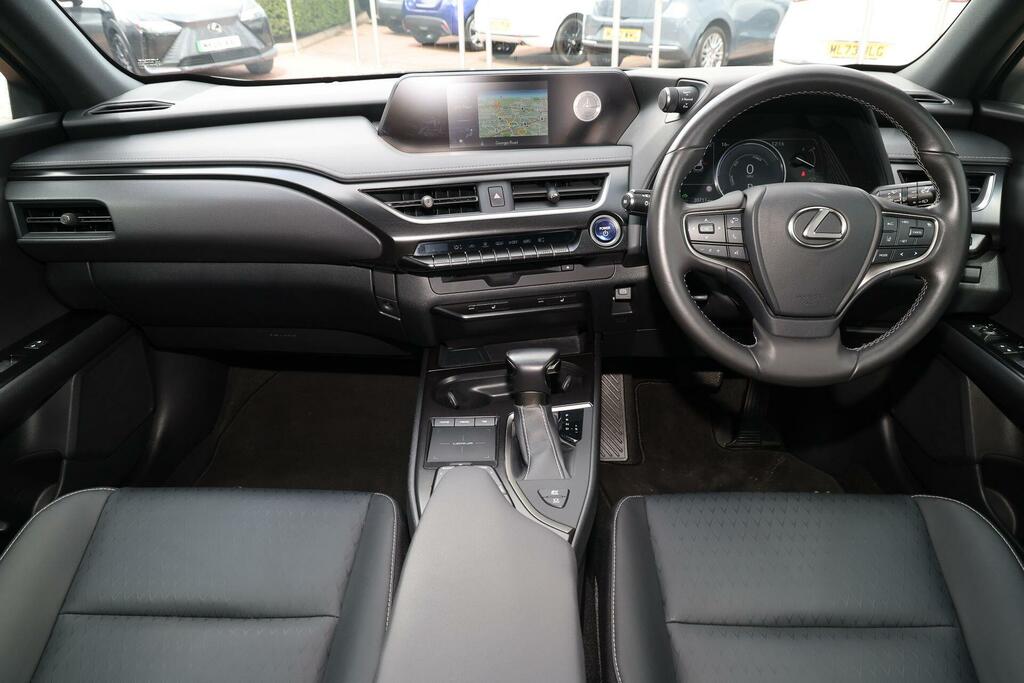 Lexus UX 2.0 250H Premium Sport Edition Suv Hybr GU71AYN Grey #6