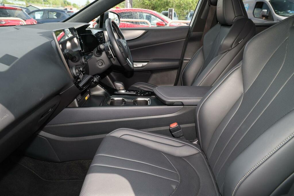 Lexus NX 2.5 450H 18.1Kwh F Sport Suv Plug-in H GU74XFV #5
