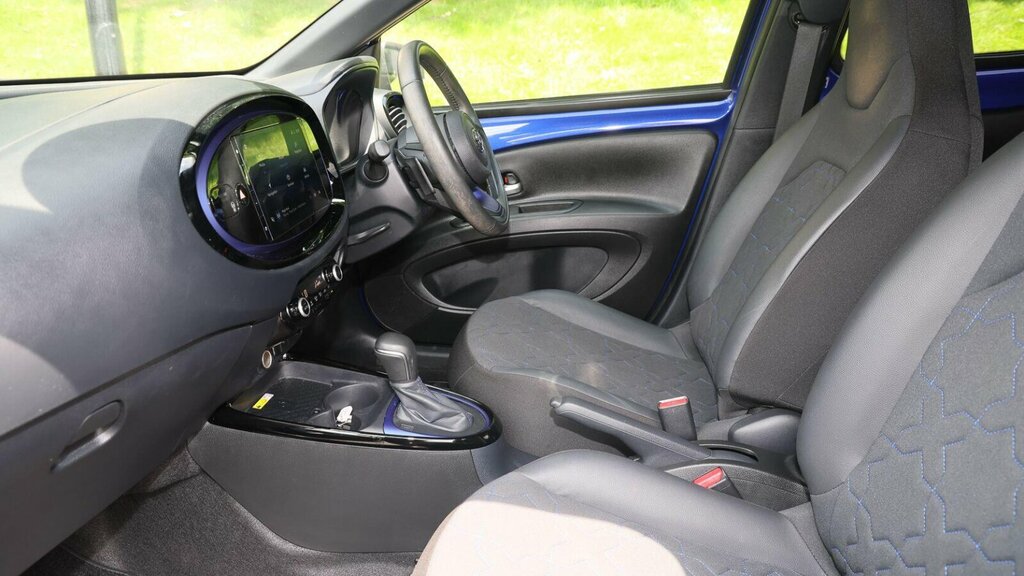 Toyota Aygo X 1.0 Vvt-i Exclusive X-shift Euro 6 Ss MK22FVB Blue #5