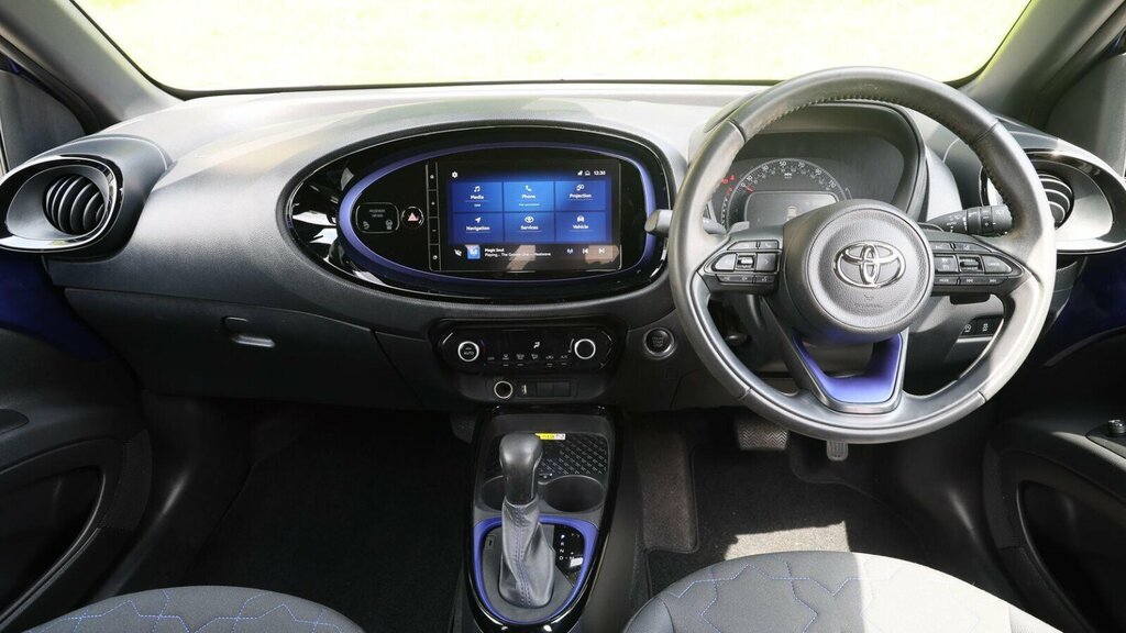 Toyota Aygo X 1.0 Vvt-i Exclusive X-shift Euro 6 Ss MK22FVB Blue #6