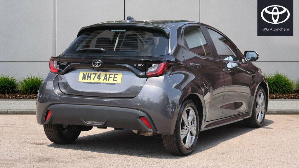 Toyota Yaris 1.5 Vvt-h Icon E-cvt Euro 6 Ss WM74AFE Grey #2