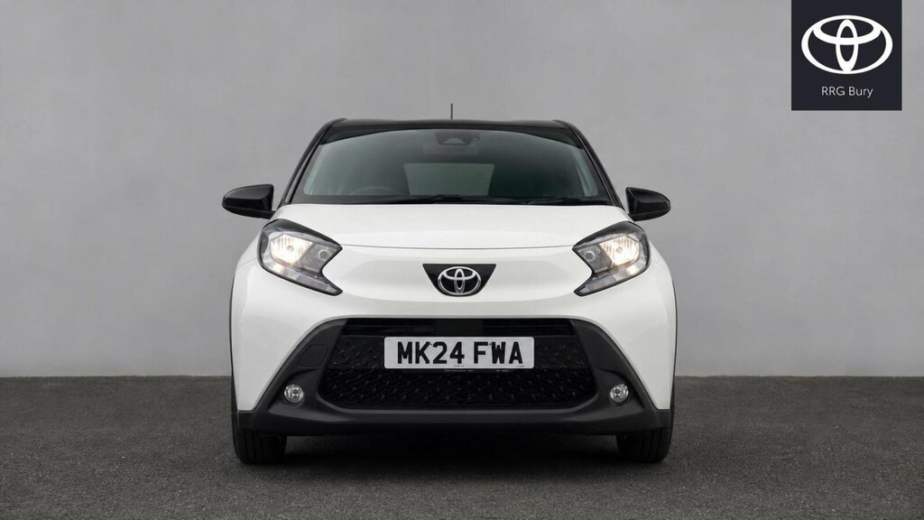 Toyota Aygo X 1.0 Vvt-i Edge X-shift Euro 6 Ss MK24FWA White #2