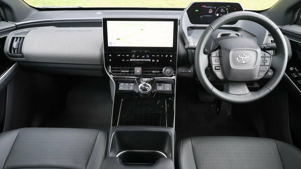 Toyota bZ4X 71.4Kwh Vision 11Kw Obc Silver #6