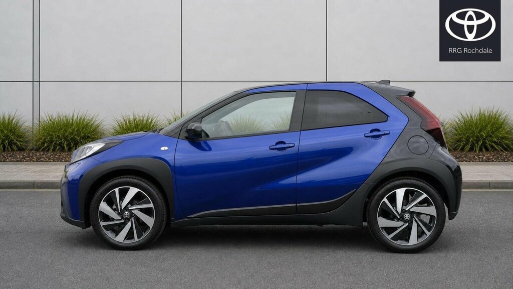 Toyota Aygo X 1.0 Vvt-i Edge Euro 6 Ss MK23JRU Blue #4
