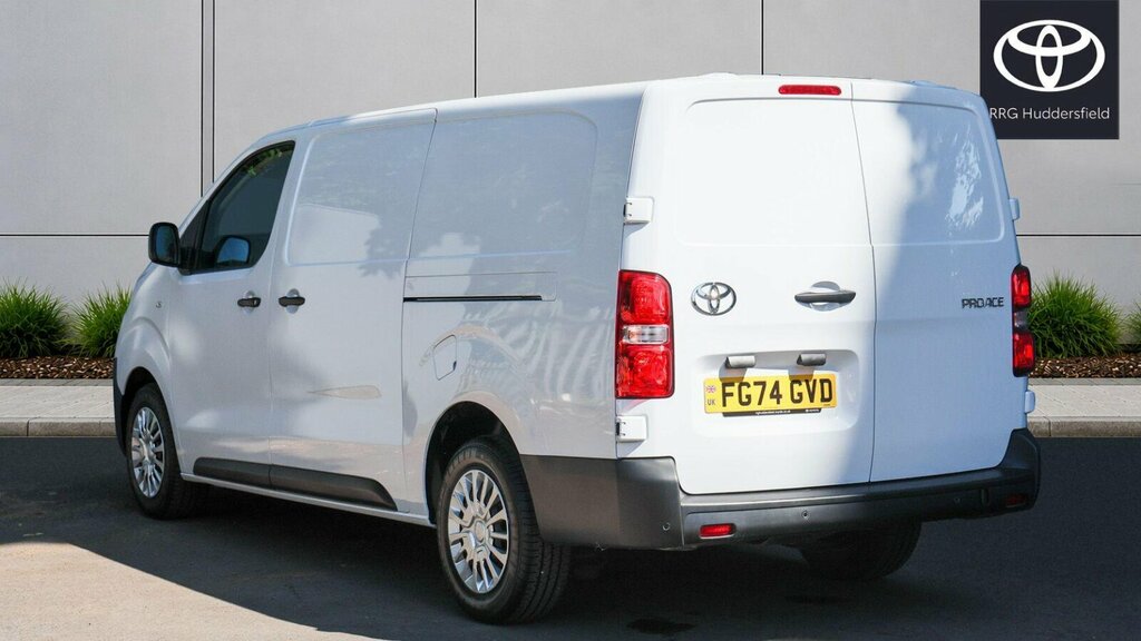 Toyota PROACE 2.0D Icon Long Panel Van Lwb Euro 6 6Dr White #4
