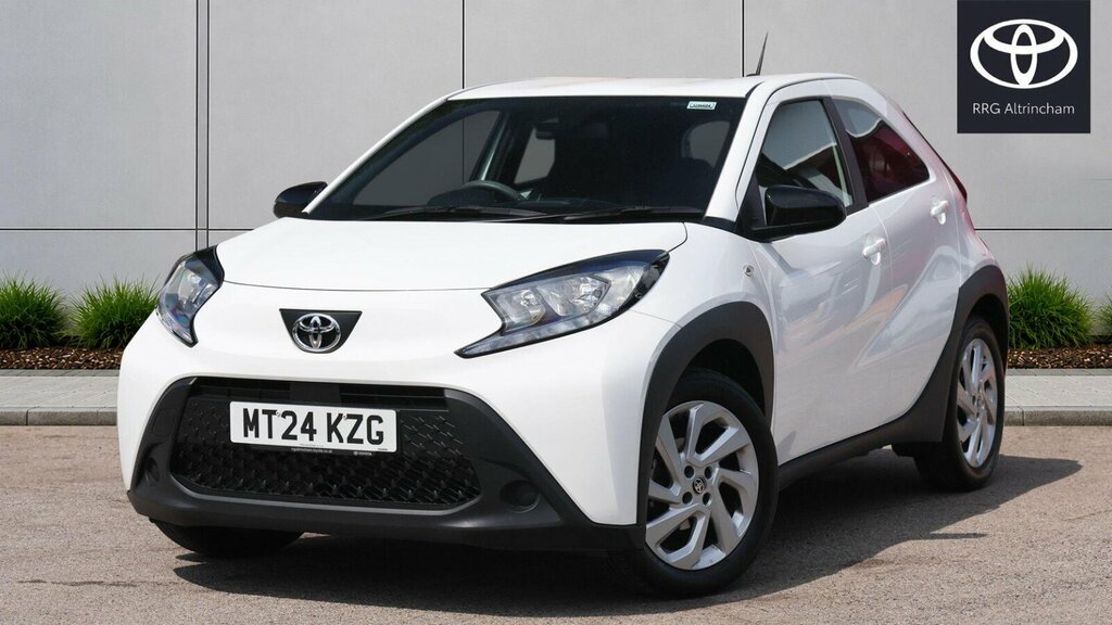 Toyota Aygo X 1.0 Vvt-i Pure X-shift Euro 6 Ss MT24KZG White #3