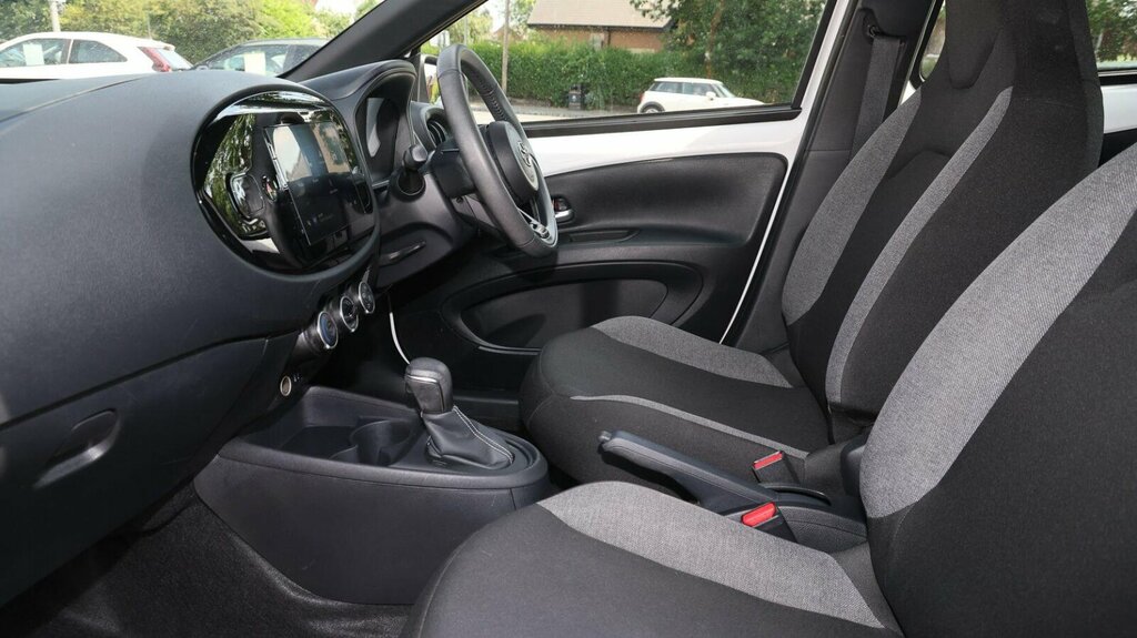 Toyota Aygo X 1.0 Vvt-i Pure X-shift Euro 6 Ss MT24KZG White #5