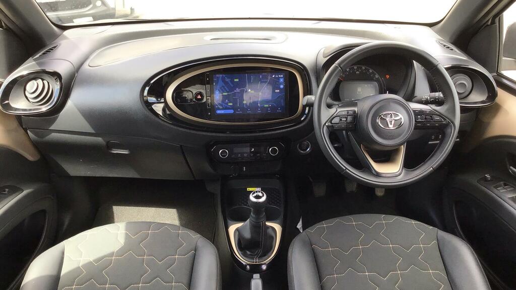Toyota Aygo X 1.0 Vvt-i Exclusive Euro 6 Ss MT23TVP Beige #6