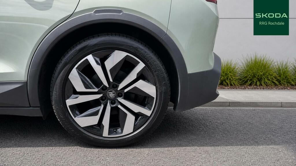 Skoda Elroq 210Kw 85 Sportline 82Kwh Black #5