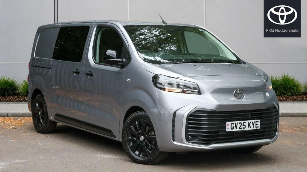 Toyota PROACE 2.0D Sport Medium Crew Van Mwb Euro 6 Ss 6 Silver