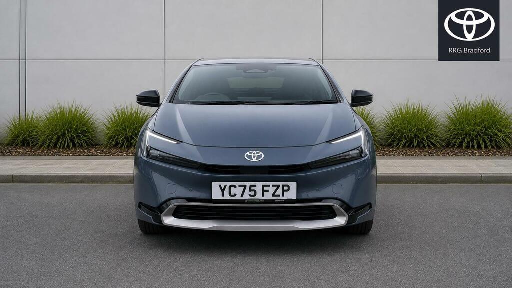 Toyota Prius 2.0 13.6Kwh Excel Cvt Euro 6 Ss YC75FZP Grey #2