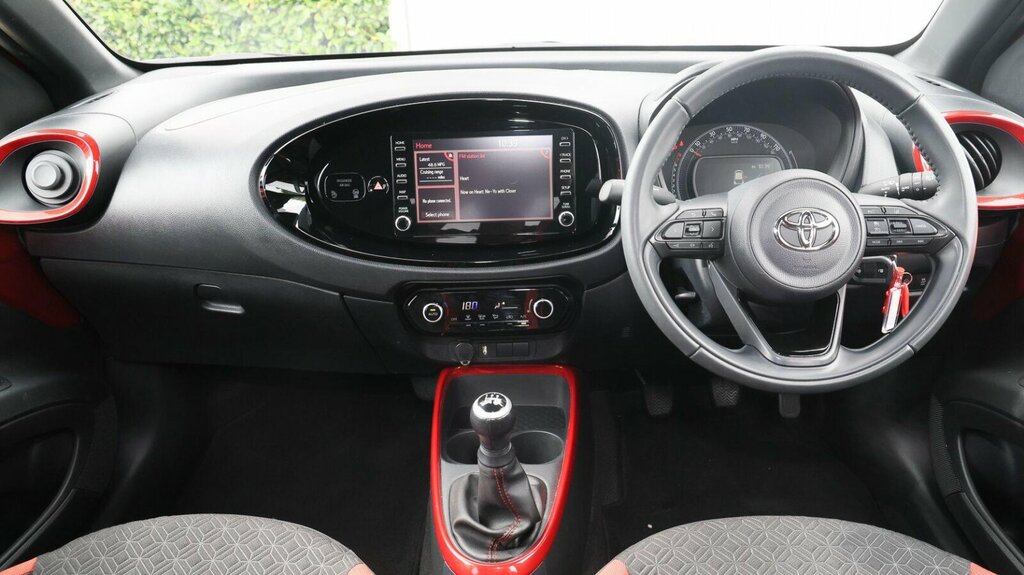Toyota Aygo X 1.0 Vvt-i Edge Euro 6 Ss ML23AXP Red #6