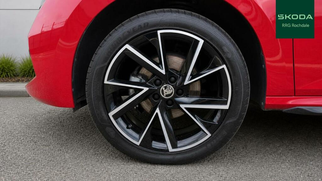 Skoda Kamiq 1.5 Tsi Monte Carlo Red #5