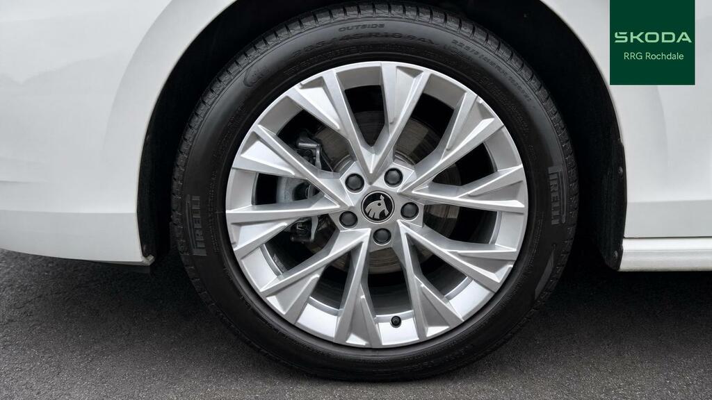 Skoda Superb 2.0 Tdi Se L Dsg White #5
