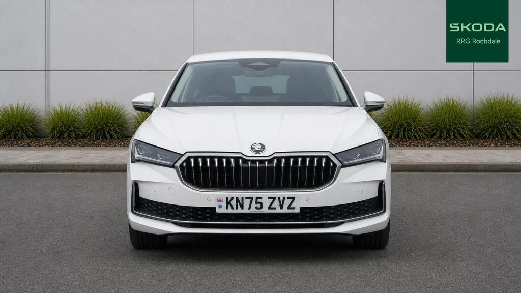 Skoda Superb 2.0 Tdi Se L Dsg White #2