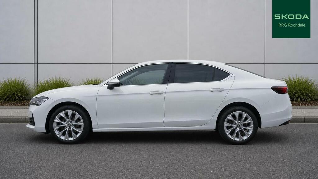 Skoda Superb 2.0 Tdi Se L Dsg White #4