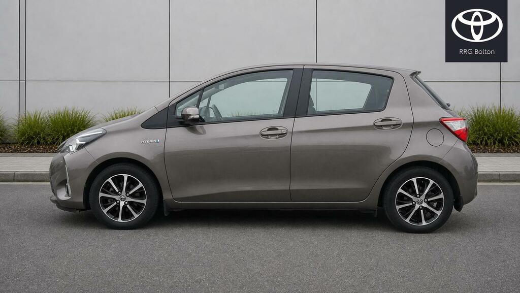 Toyota Yaris 1.5 Vvt-h Icon Tech E-cvt Euro 6 Ss DC18PZH Brown #4