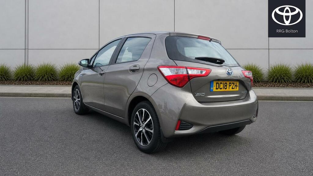 Toyota Yaris 1.5 Vvt-h Icon Tech E-cvt Euro 6 Ss DC18PZH Brown #6