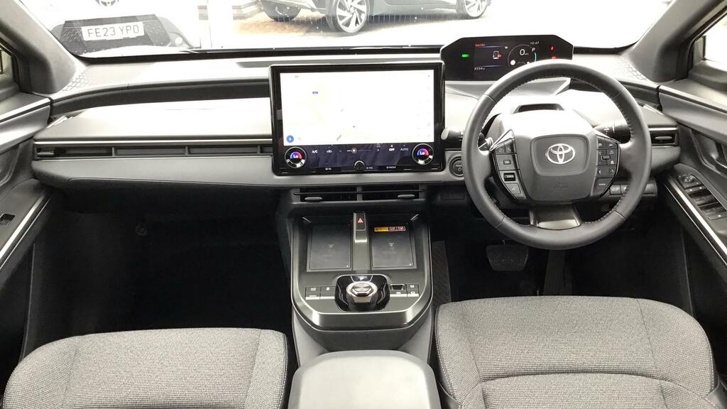 Toyota bZ4X 73.1Kwh Design Silver #6