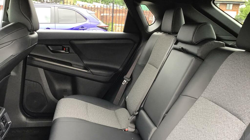 Toyota bZ4X 71.4Kwh Motion 11Kw Obc Black #15