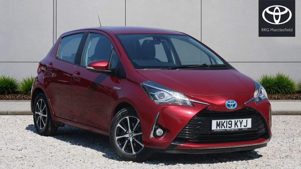 Toyota Yaris 1.5 Vvt-h Icon Tech E-cvt Euro 6 Ss Red