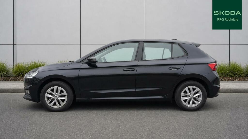 Skoda Fabia 1.0 Tsi Se Comfort MC23CXN Black #4