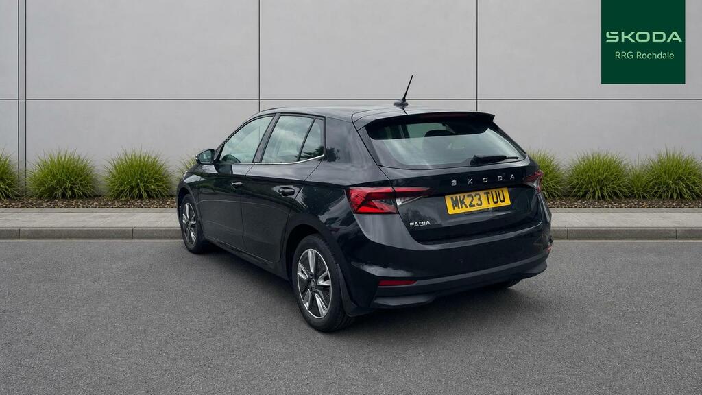 Skoda Fabia 1.0 Tsi 110 Se L MK23TUU Black #6