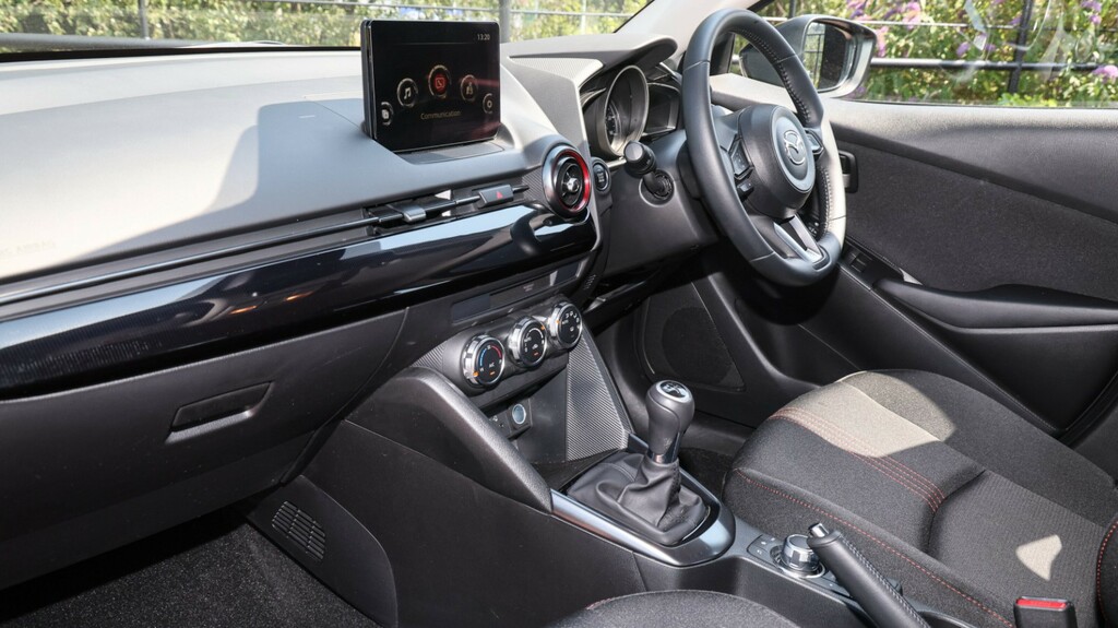 Mazda 2 1.5 E-skyactiv G Mhev Homura MM24EJY Black #2