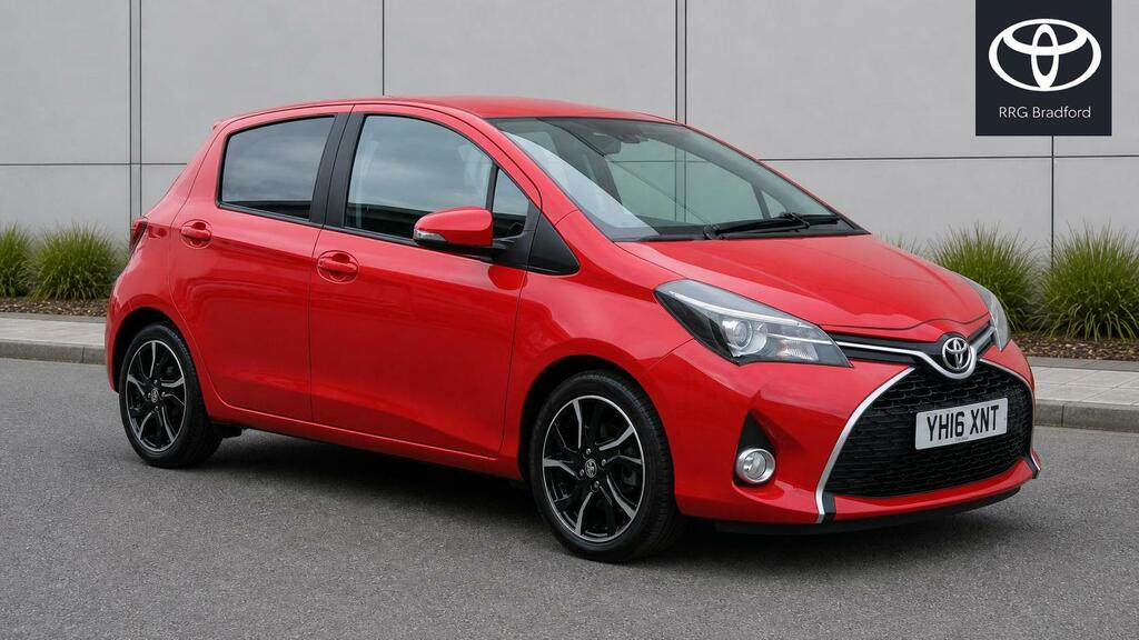Toyota Yaris 1.33 Dual Vvt-i Design Hatchback Red