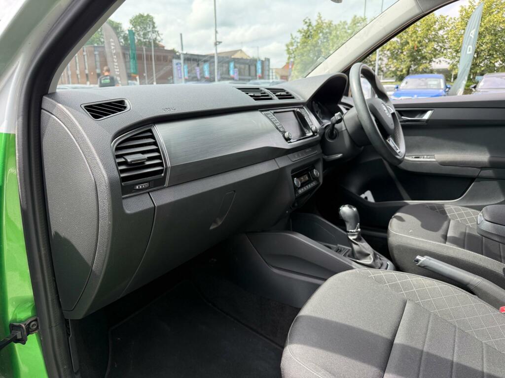 Skoda Fabia 1.2 Tsi Se L Dsg Green #2