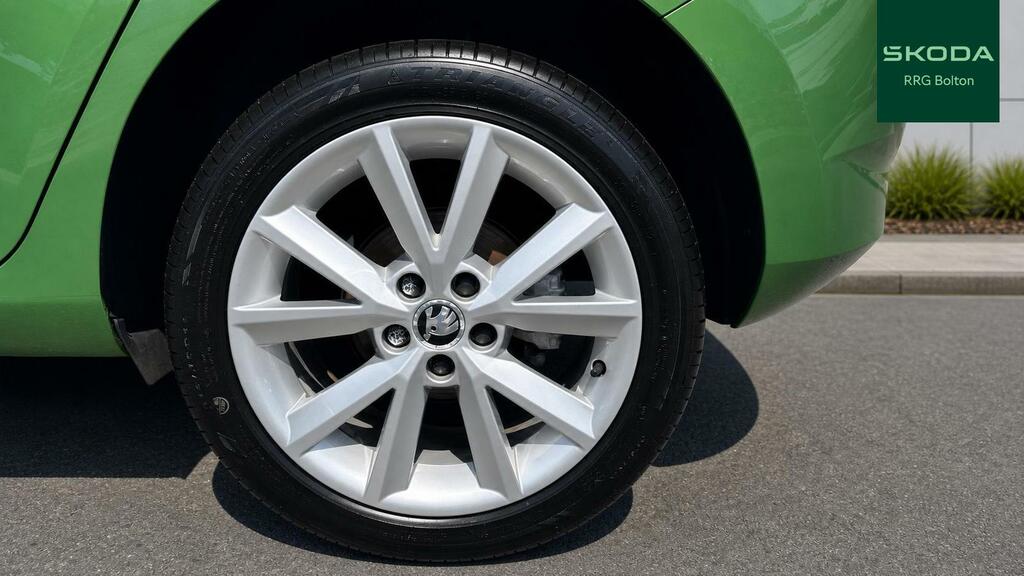 Skoda Fabia 1.2 Tsi Se L Dsg Green #5