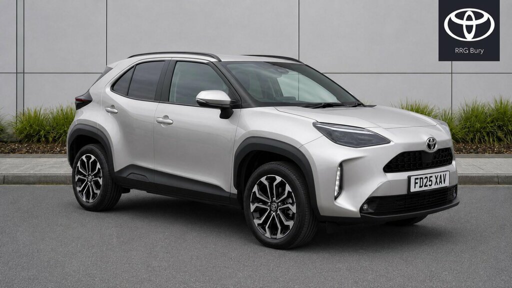 Toyota Yaris Cross 1.5 Vvt-h Design Suv Hybrid E-cvt Euro Silver