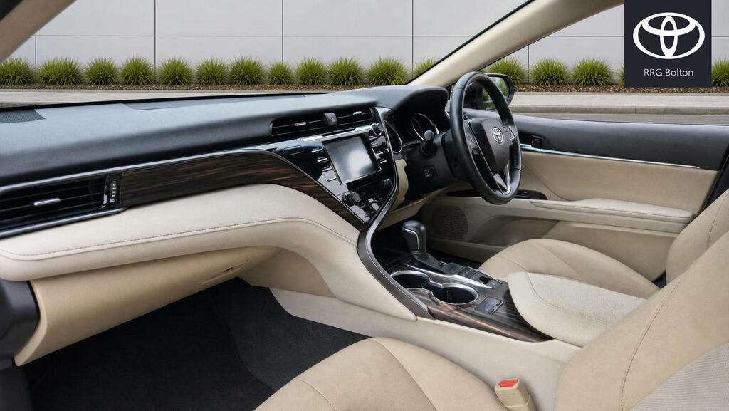 Toyota Camry 2.5 Vvt-h Excel Cvt Euro 6 Ss White #14
