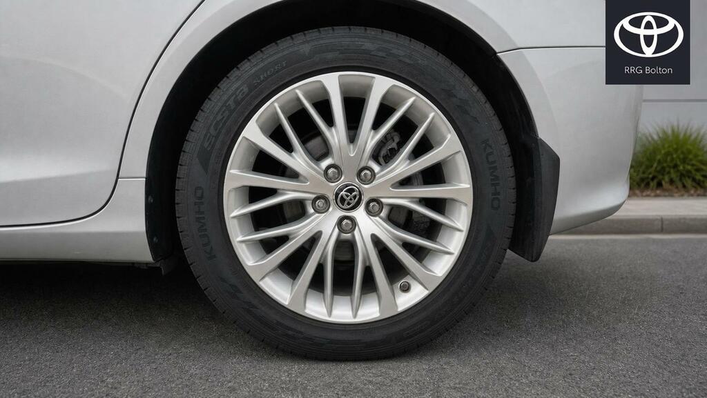 Toyota Camry 2.5 Vvt-h Excel Cvt Euro 6 Ss Silver #5