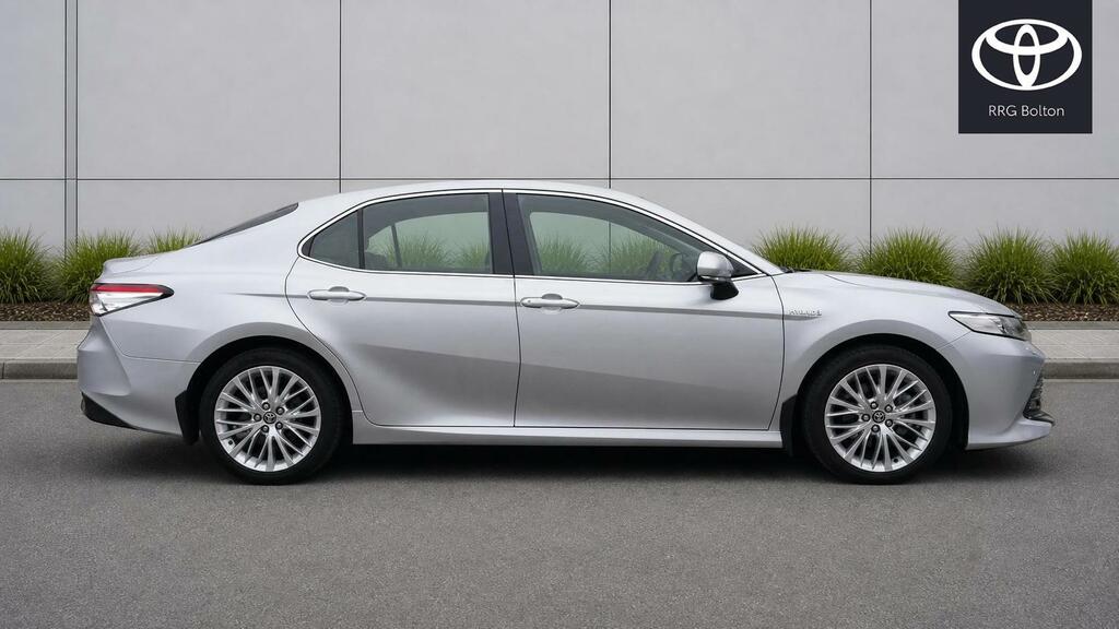 Toyota Camry 2.5 Vvt-h Excel Cvt Euro 6 Ss White #9