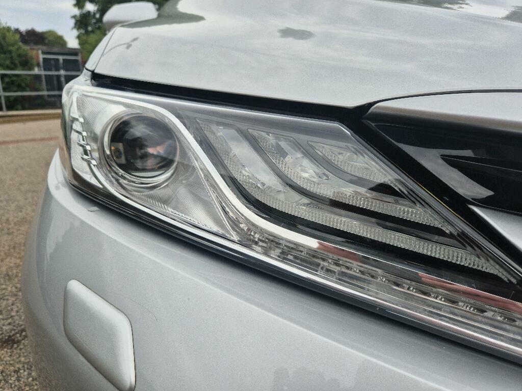 Toyota Camry 2.5 Vvt-h Excel Cvt Euro 6 Ss White #17