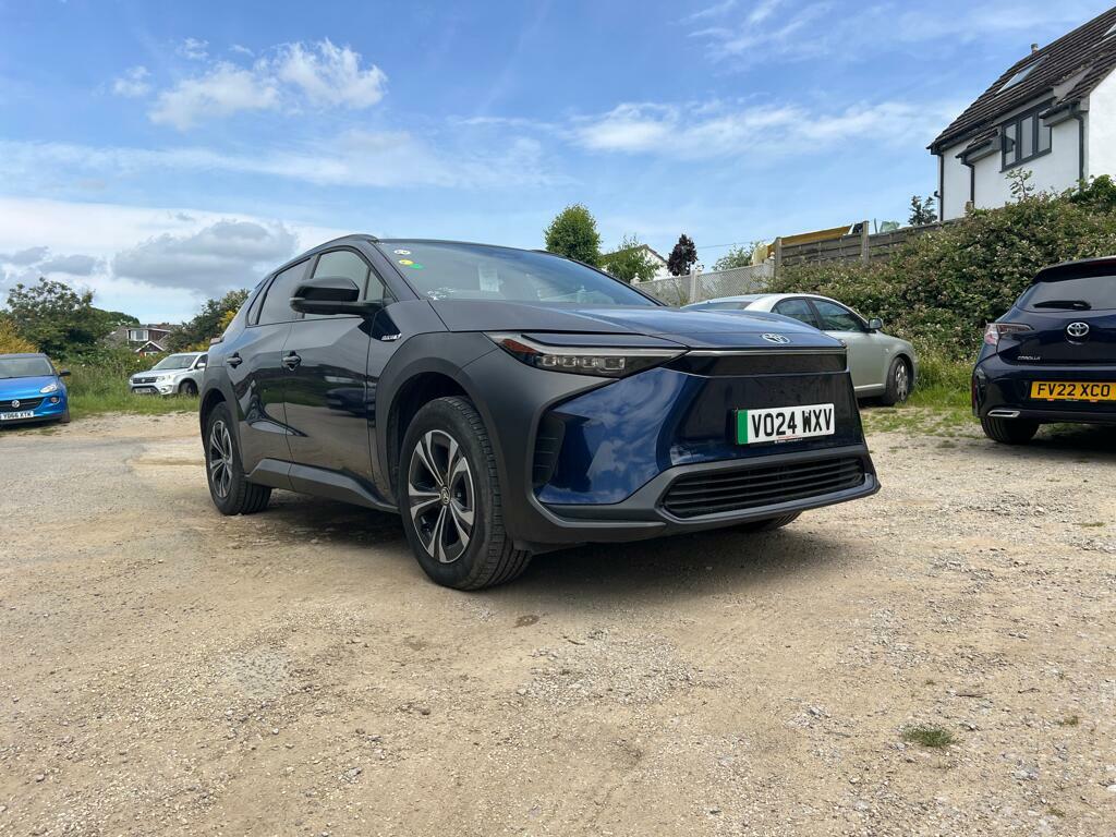 Toyota bZ4X 71.4Kwh Motion 11Kw Obc Black #18