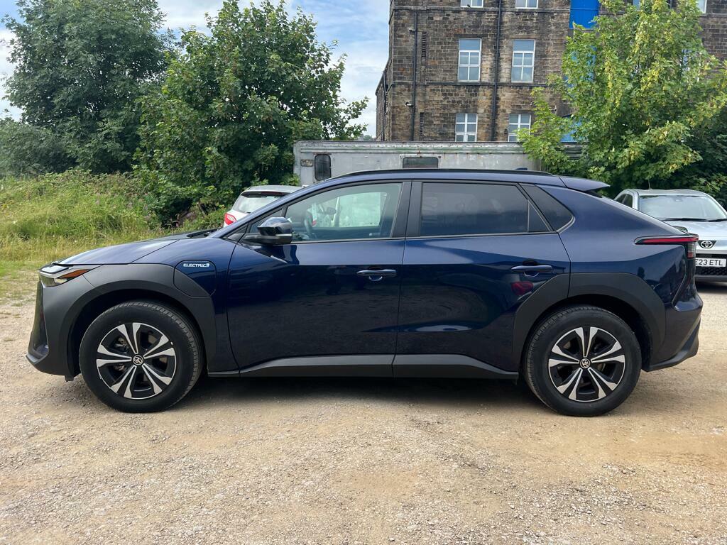 Toyota bZ4X 71.4Kwh Motion 11Kw Obc Black #16